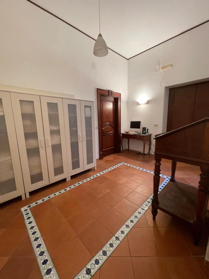 Casa Flores Neapol Zewnętrze zdjęcie